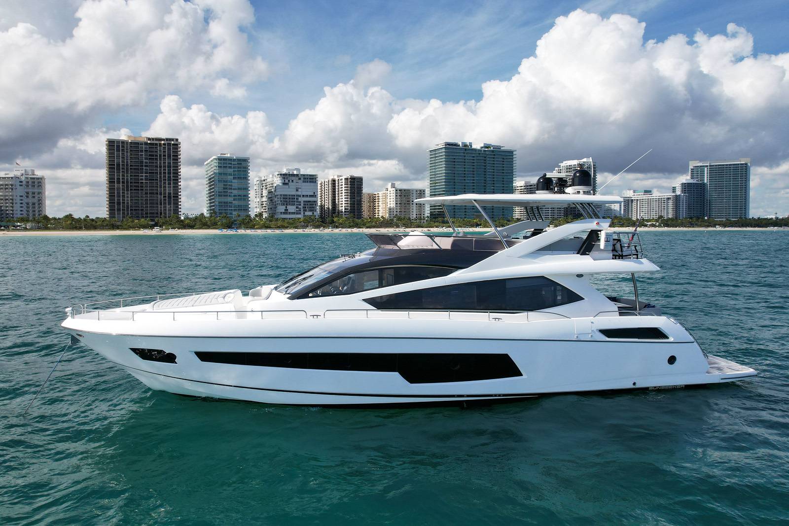 Sunseeker 75 M4 yacht charter near Haulover, Miami