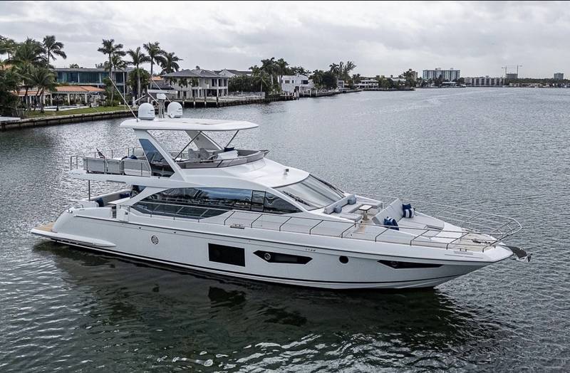Azimut 70 "ALEV" yacht charter in Miami