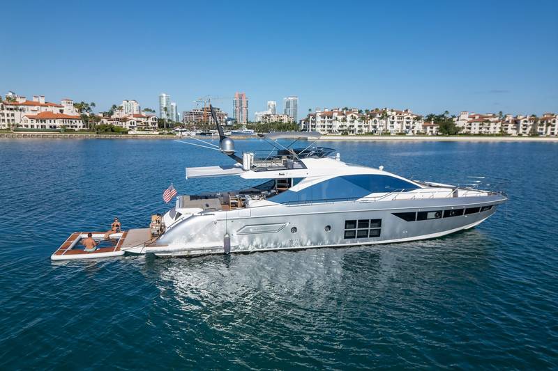 Azimut S7 72 yacht charter in Miami