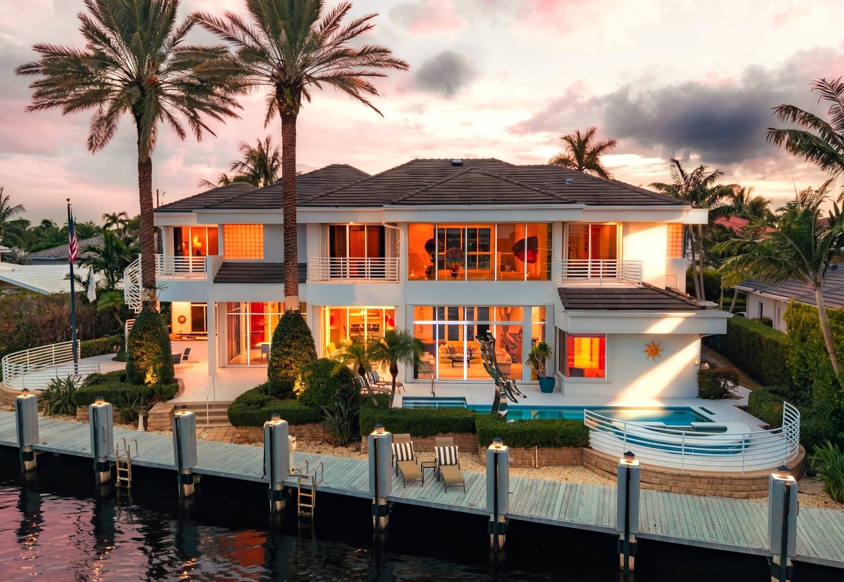 Villa Lanterna, luxury villa in Lighthouse Point, photo 1