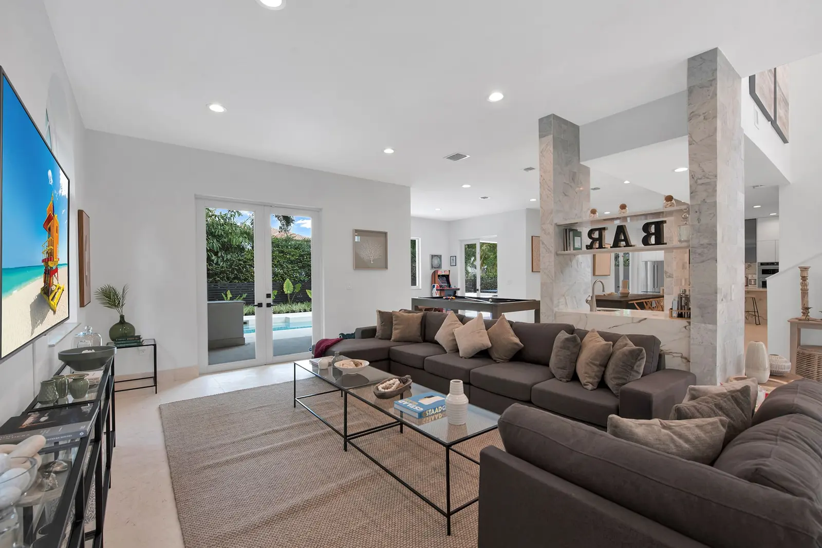 Villa Valencia, luxury villa in Coral Gables, photo 11