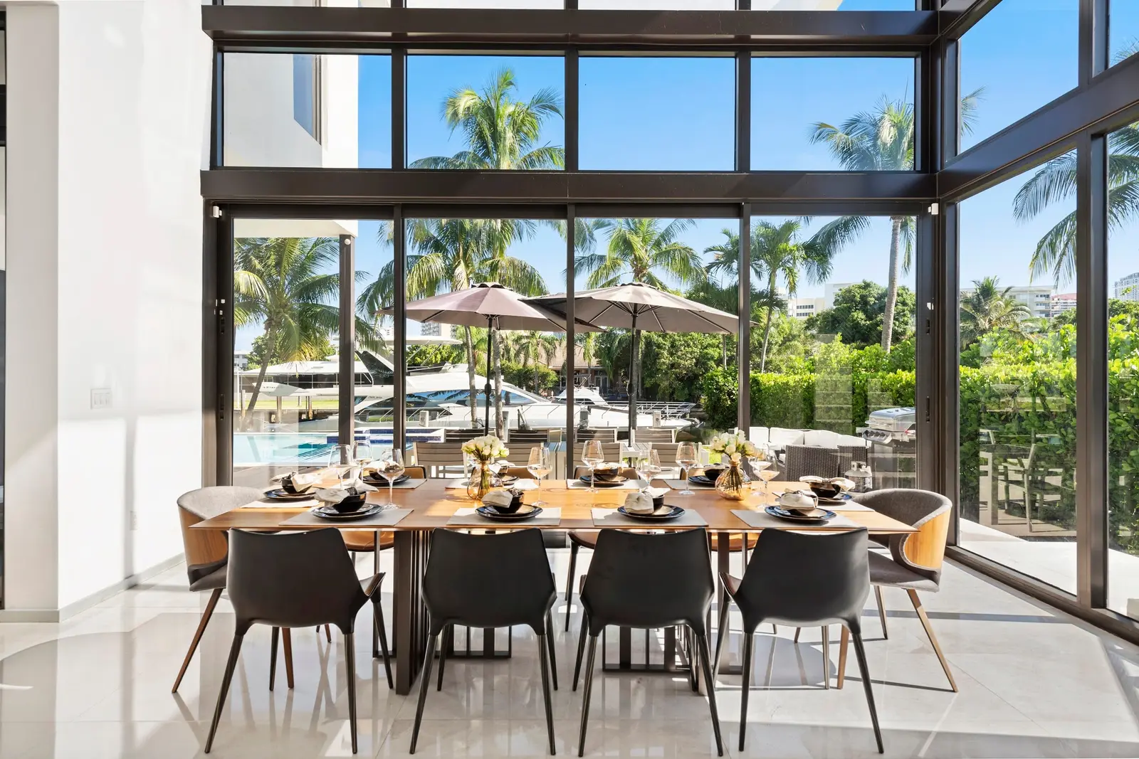 Villa Aurora, luxury villa in Hallandale Beach, photo 11