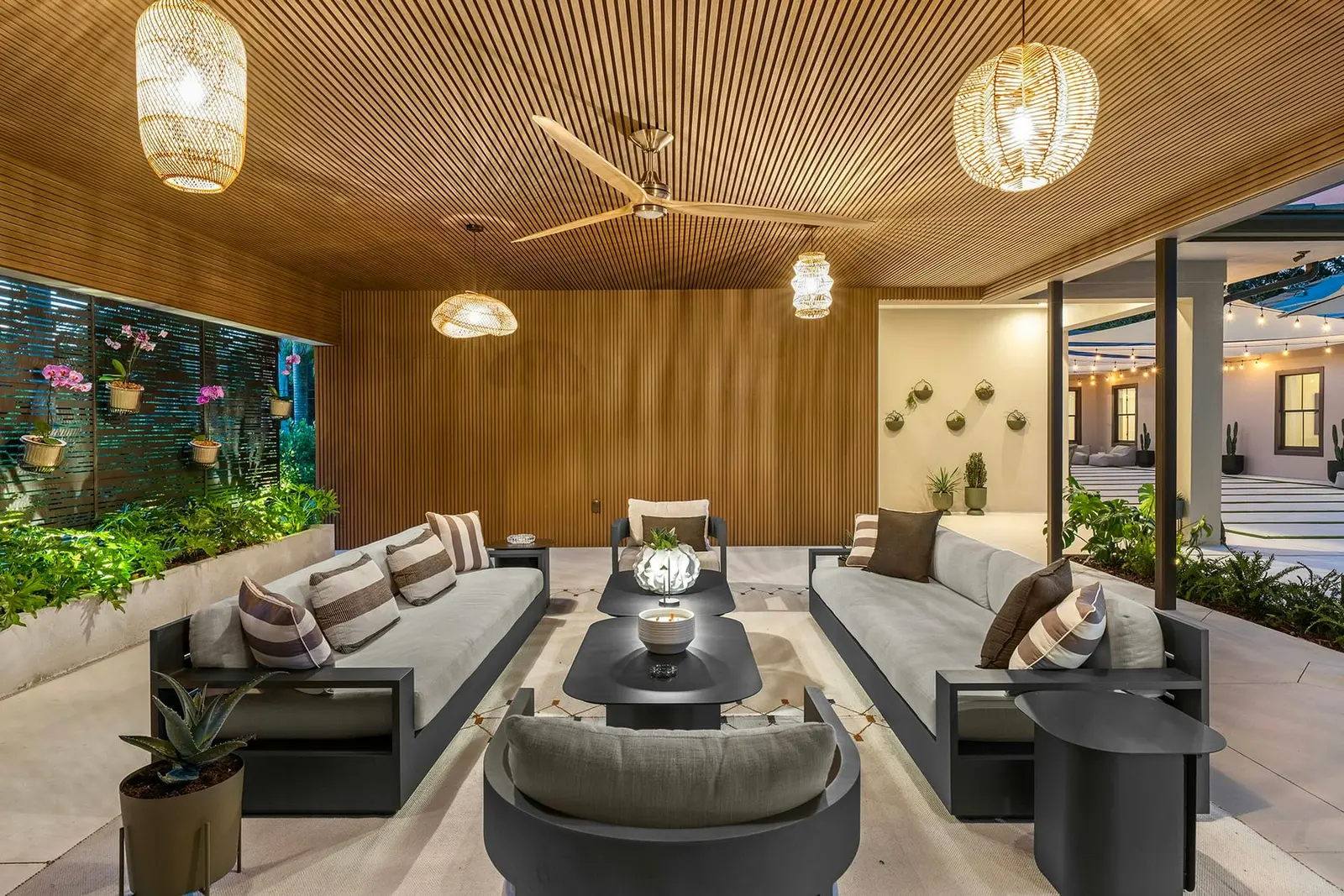 Villa Palmera, luxury villa in North Miami Beach, photo 12