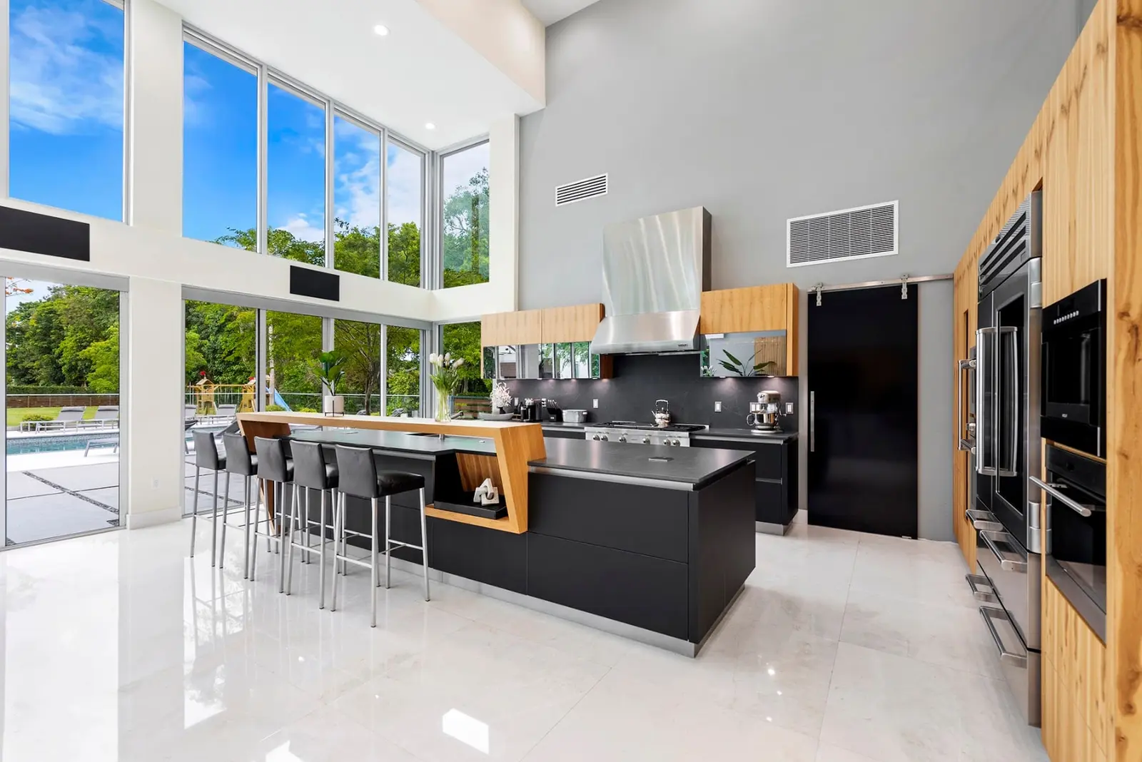 Villa Montserrat, luxury villa in Southwest Ranches, photo 14