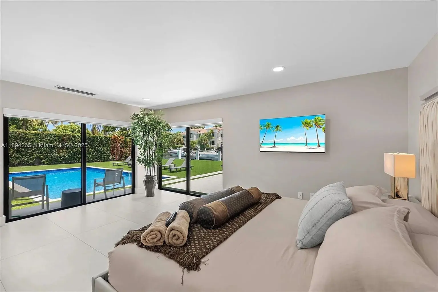 Villa Calypso, luxury villa in Hallandale Beach, photo 14