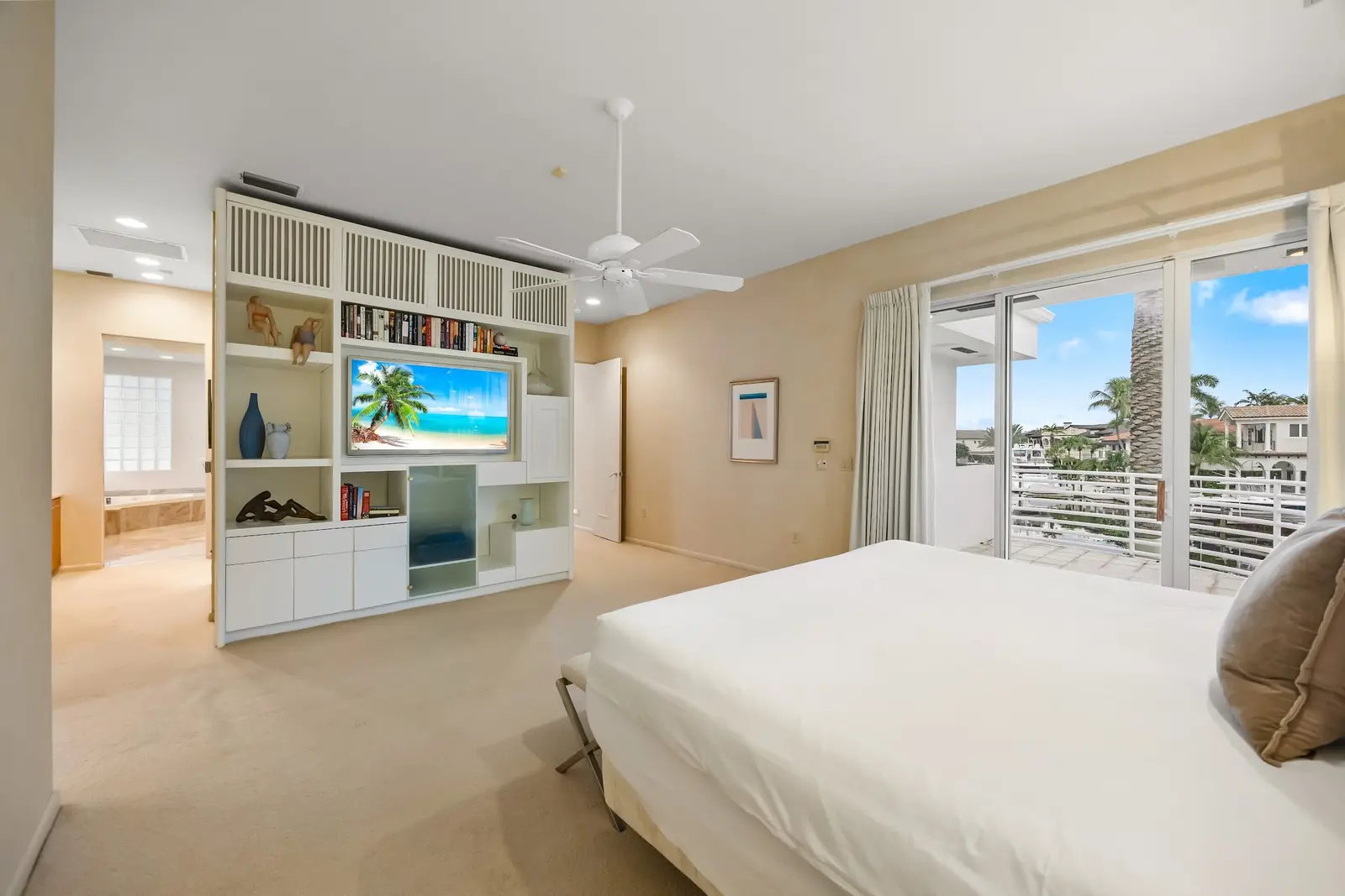 Villa Lanterna, luxury villa in Lighthouse Point, photo 15