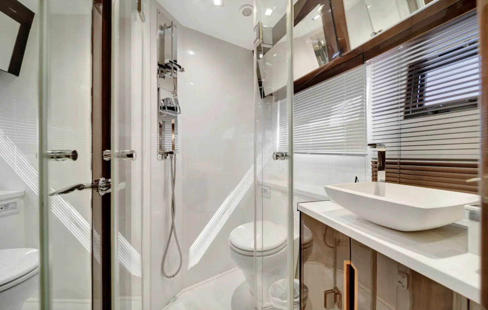 Galeon 53 bathroom with glass shower