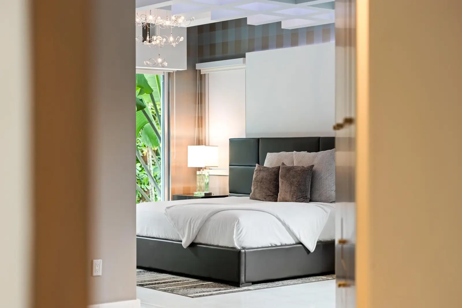 Villa Linnea, luxury villa in Coral Gables, photo 16
