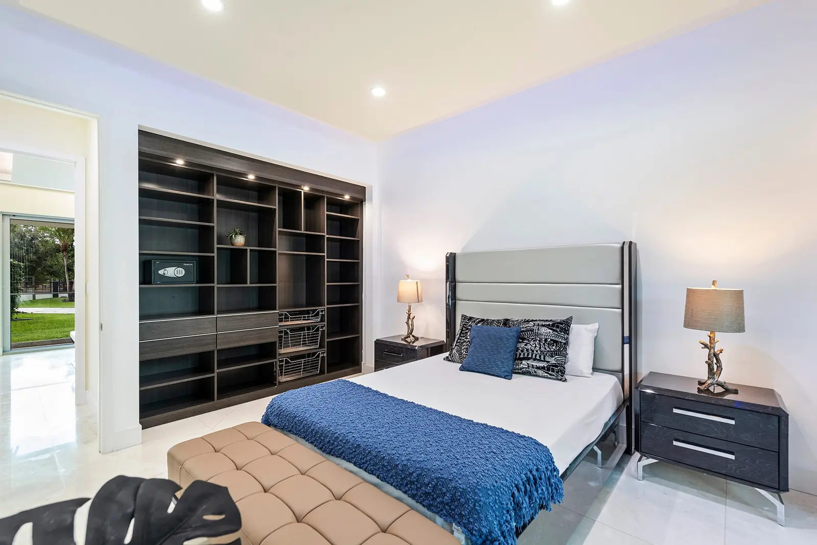 Villa Montserrat, luxury villa in Southwest Ranches, photo 17