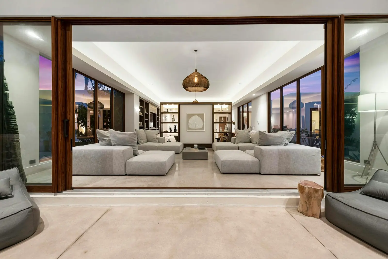 Villa Saffron, luxury villa in Miami Shores, photo 2