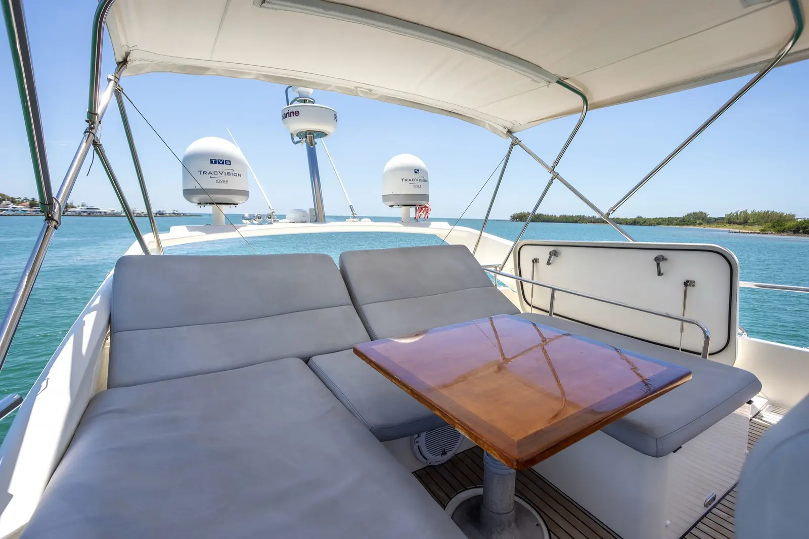 Prestige 65 "No Plans" flybridge sun pads