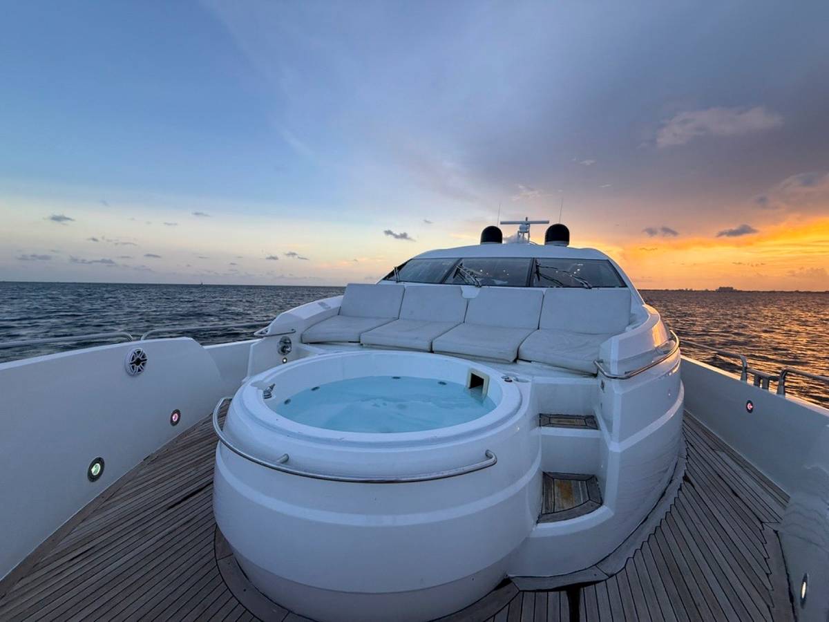 Sunseeker 108 jacuzzi and sun pads at sunset