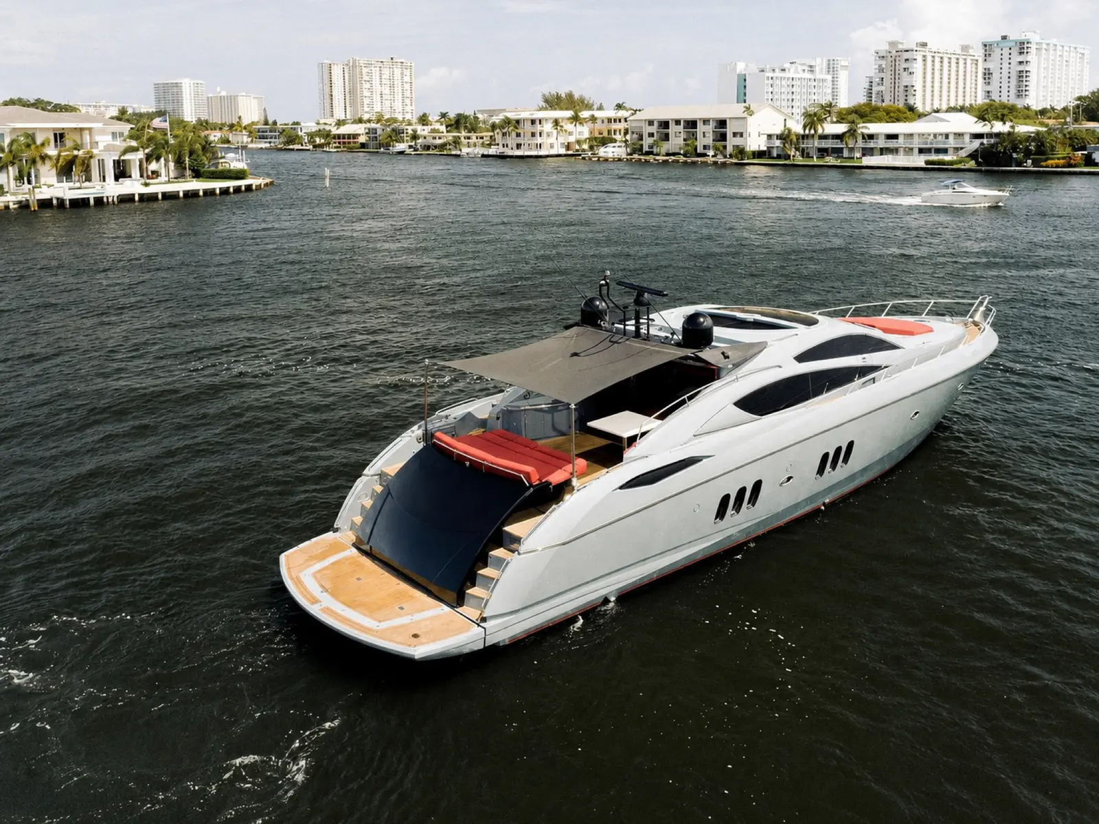 Sunseeker 85 cruising along the waterfront