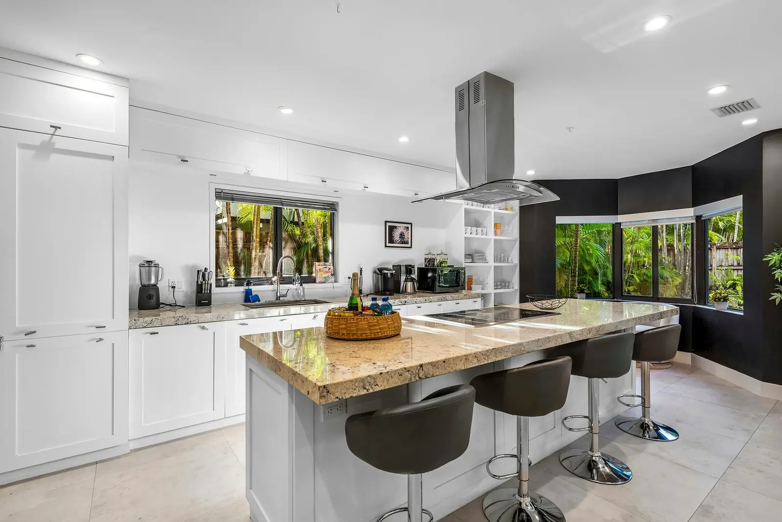 Villa Kai, luxury villa in Coconut Grove, photo 4