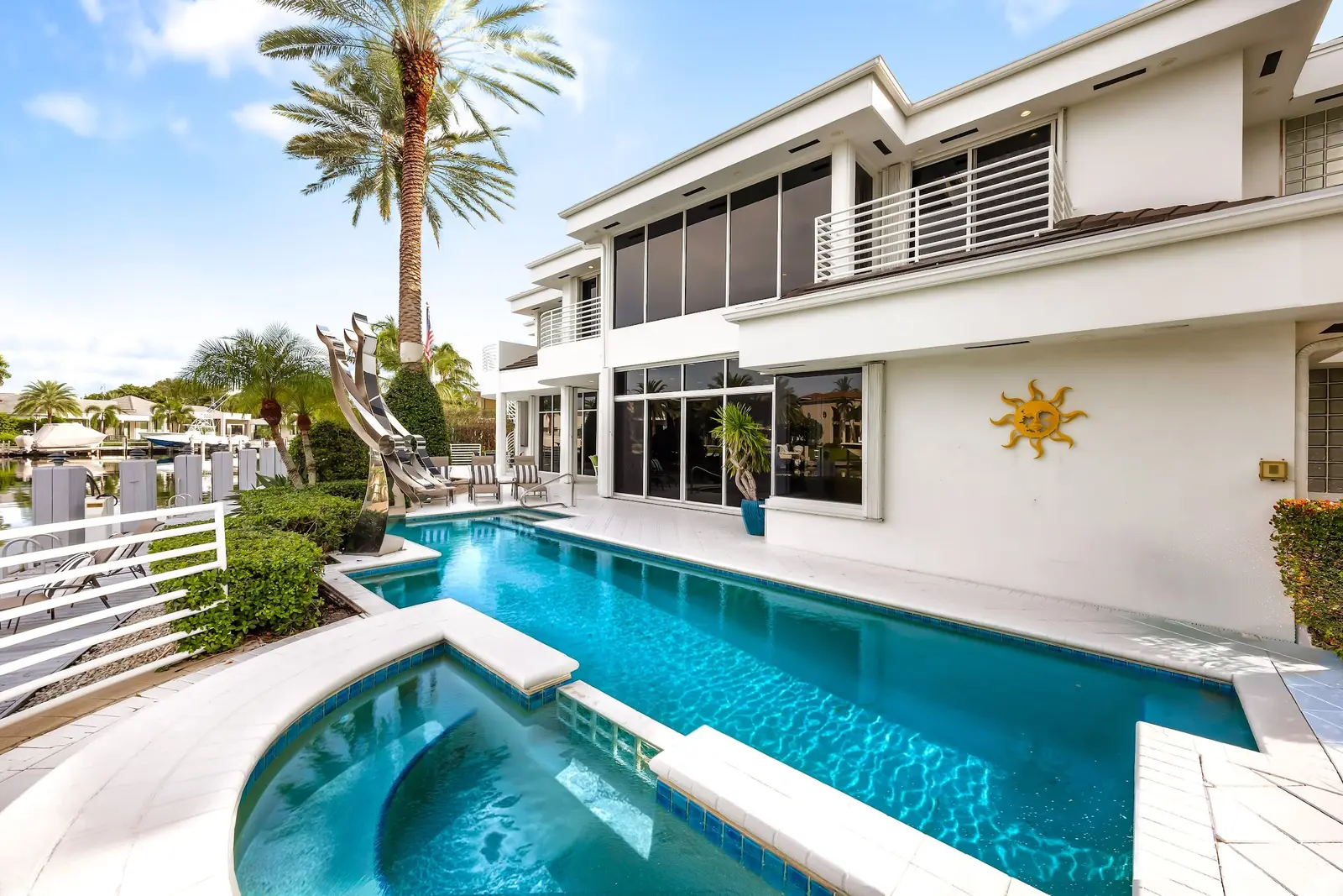 Villa Lanterna, luxury villa in Lighthouse Point, photo 6