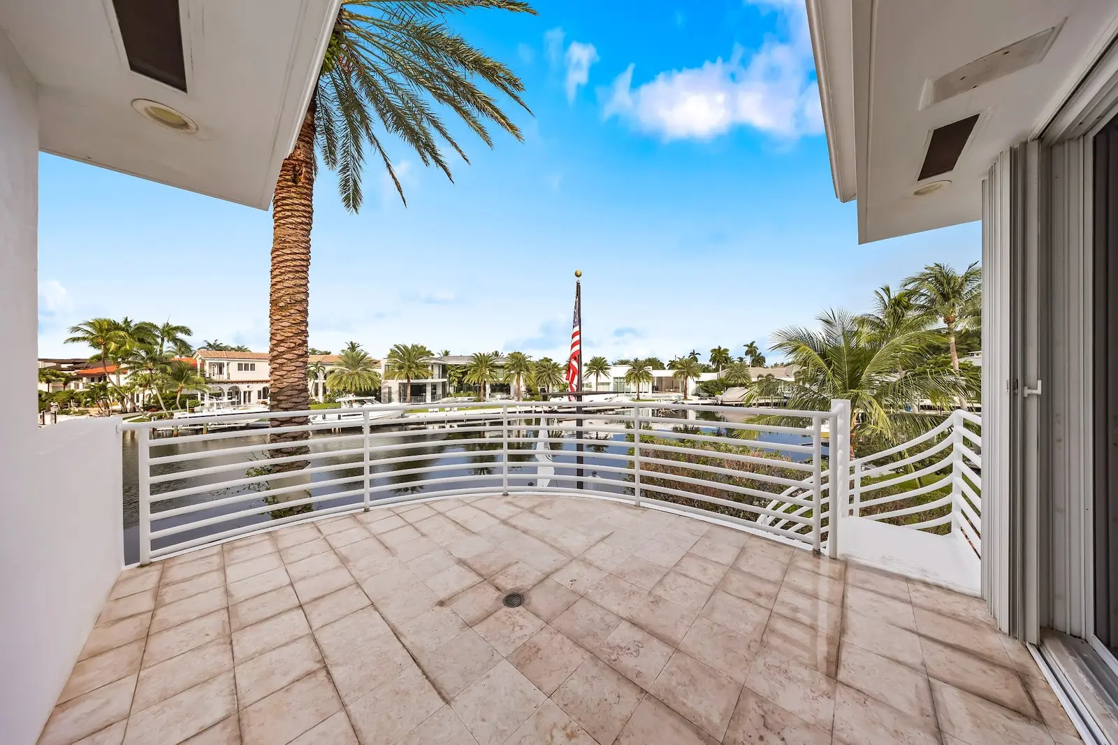 Villa Lanterna, luxury villa in Lighthouse Point, photo 7
