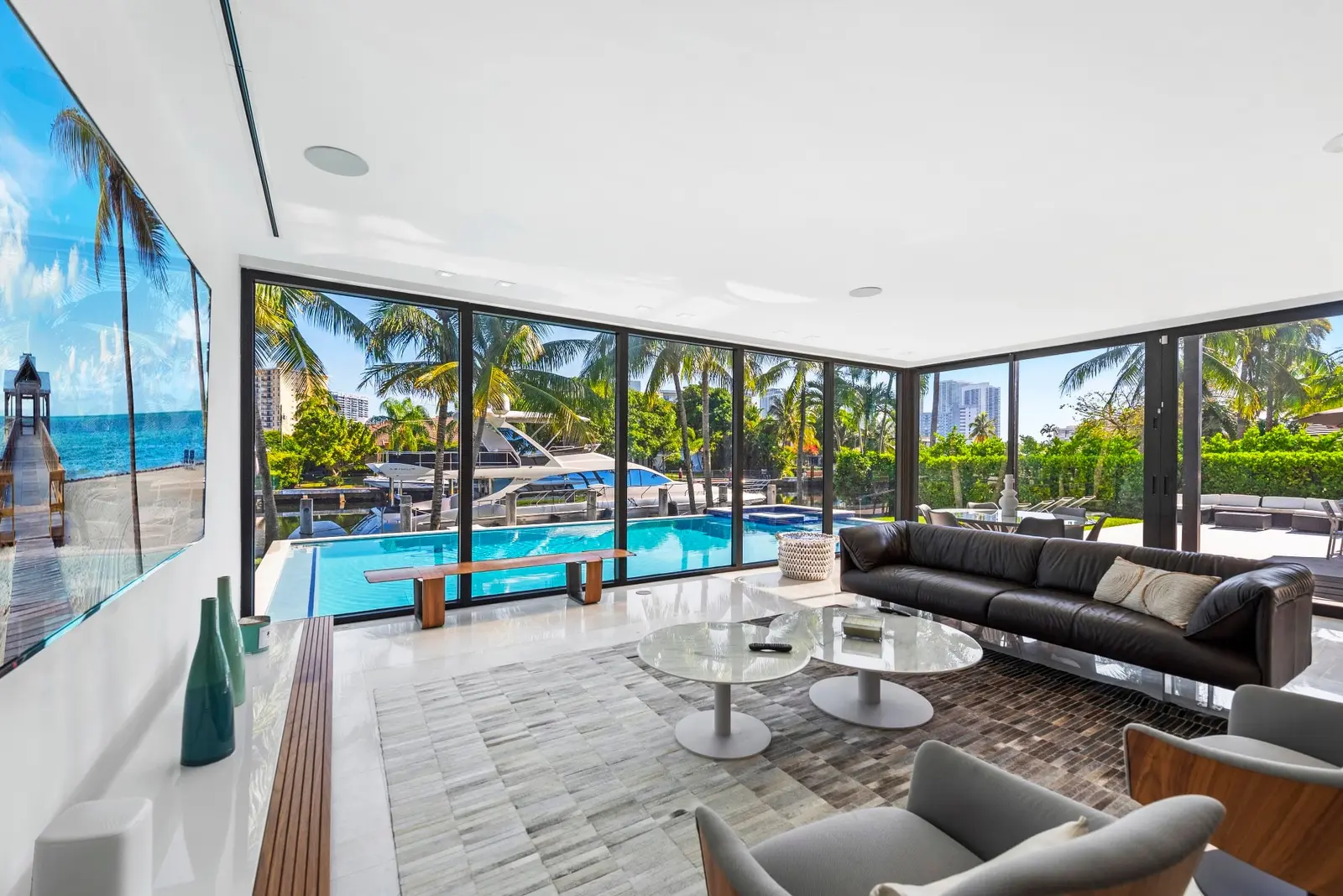Villa Aurora, luxury villa in Hallandale Beach, photo 7