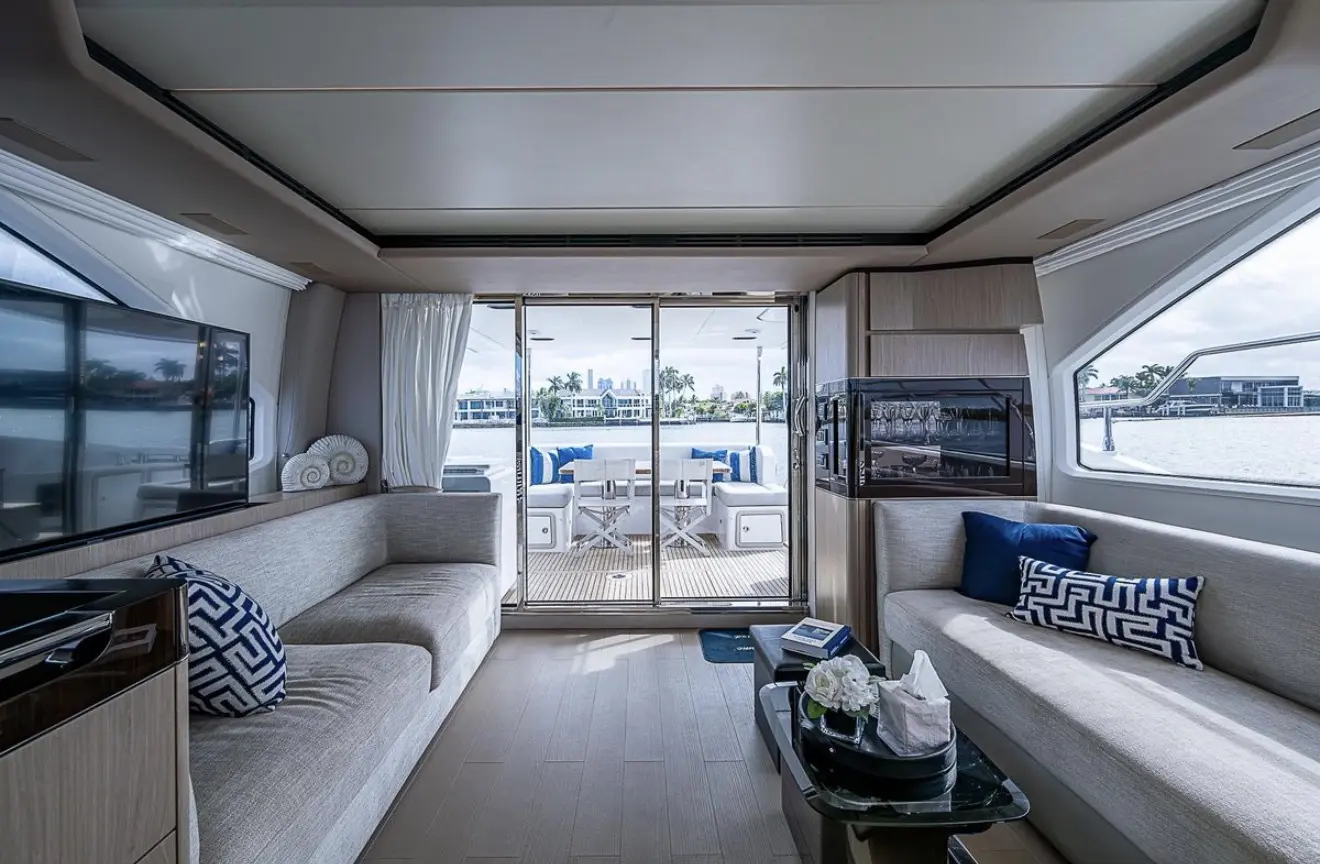 Azimut 70 "ALEV" salon opening to the aft deck