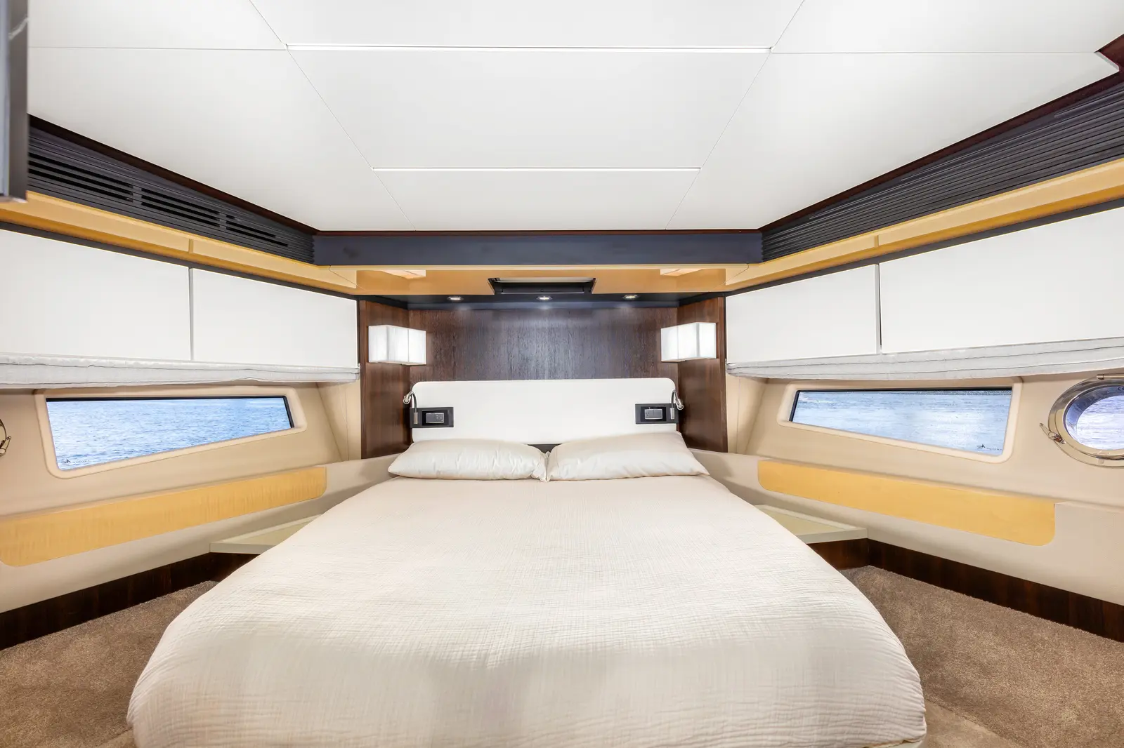 Azimut 68 "Le Grand Bleu" master cabin with a double bed