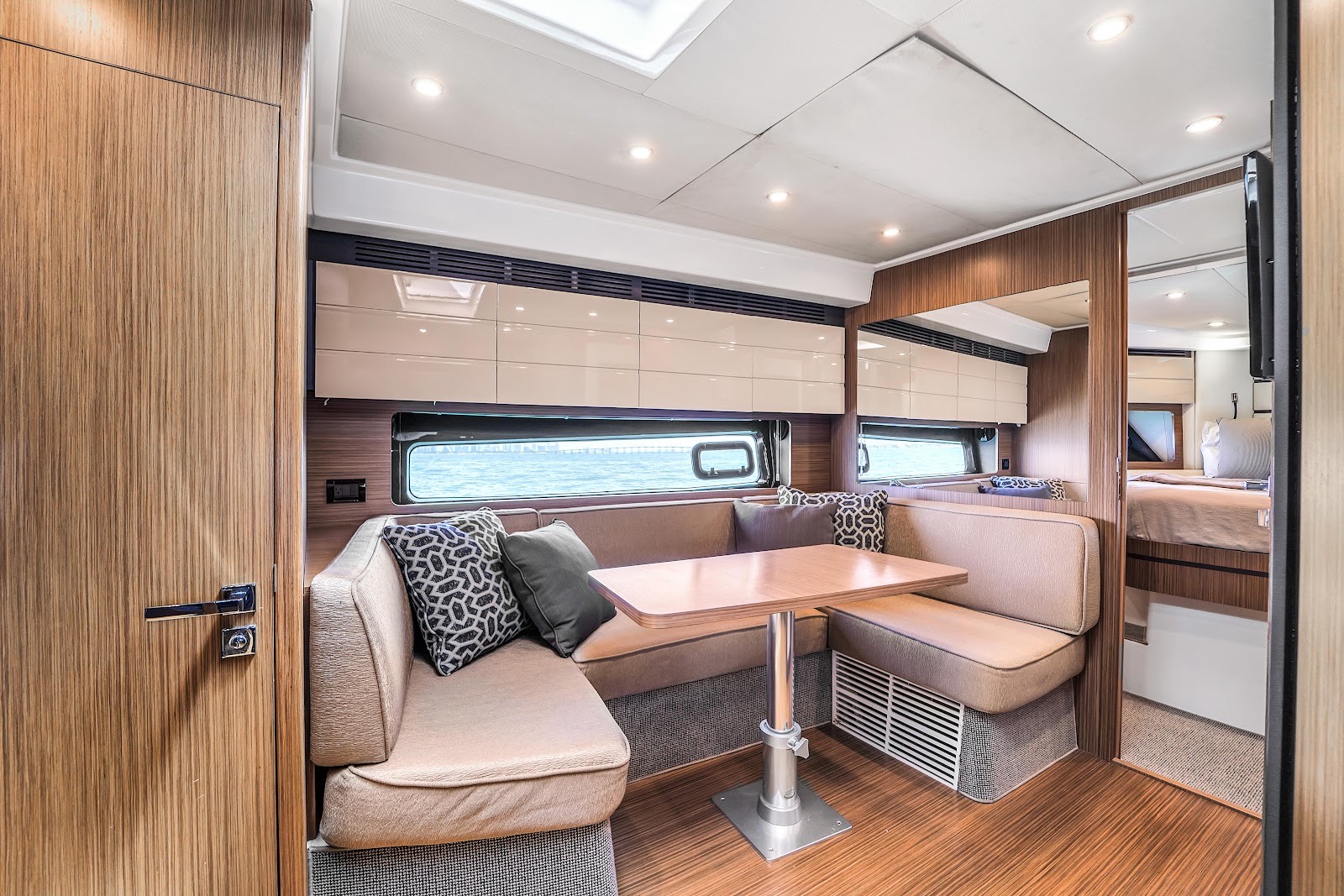 Azimut Atlantis 45, photo 10 of 27