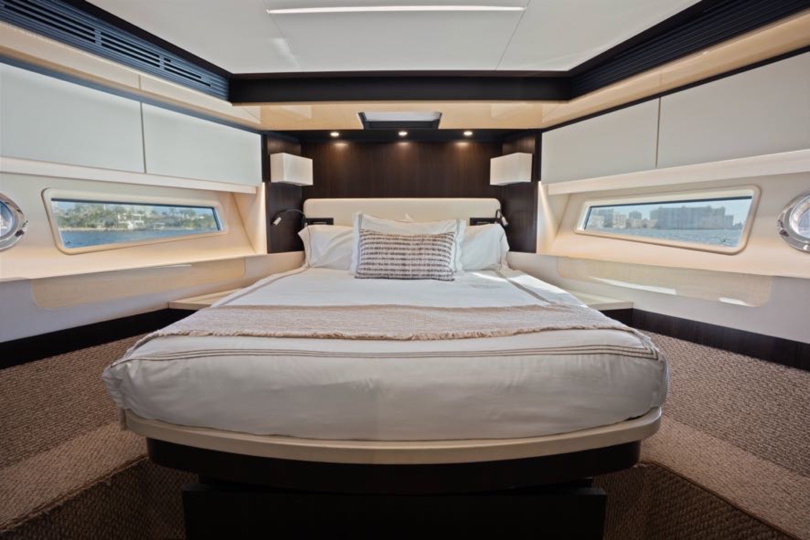 Azimut 68 "Paragon", photo 5 of 30