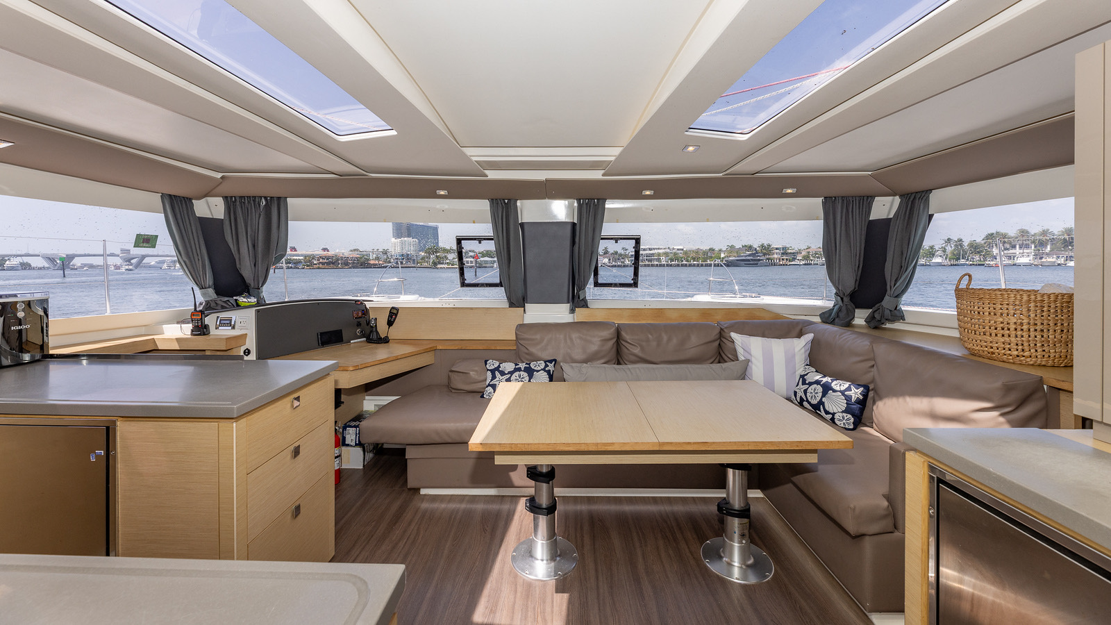 Fountaine Pajot 50 Sailing Catamaran, photo 10 of 27