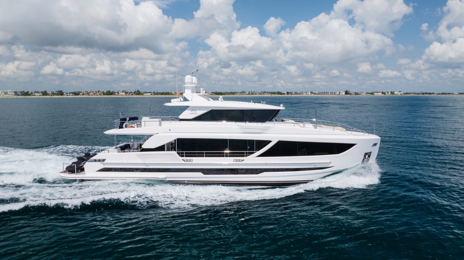 Horizon FD90 Skylounge "Matzu", photo 2 of 28