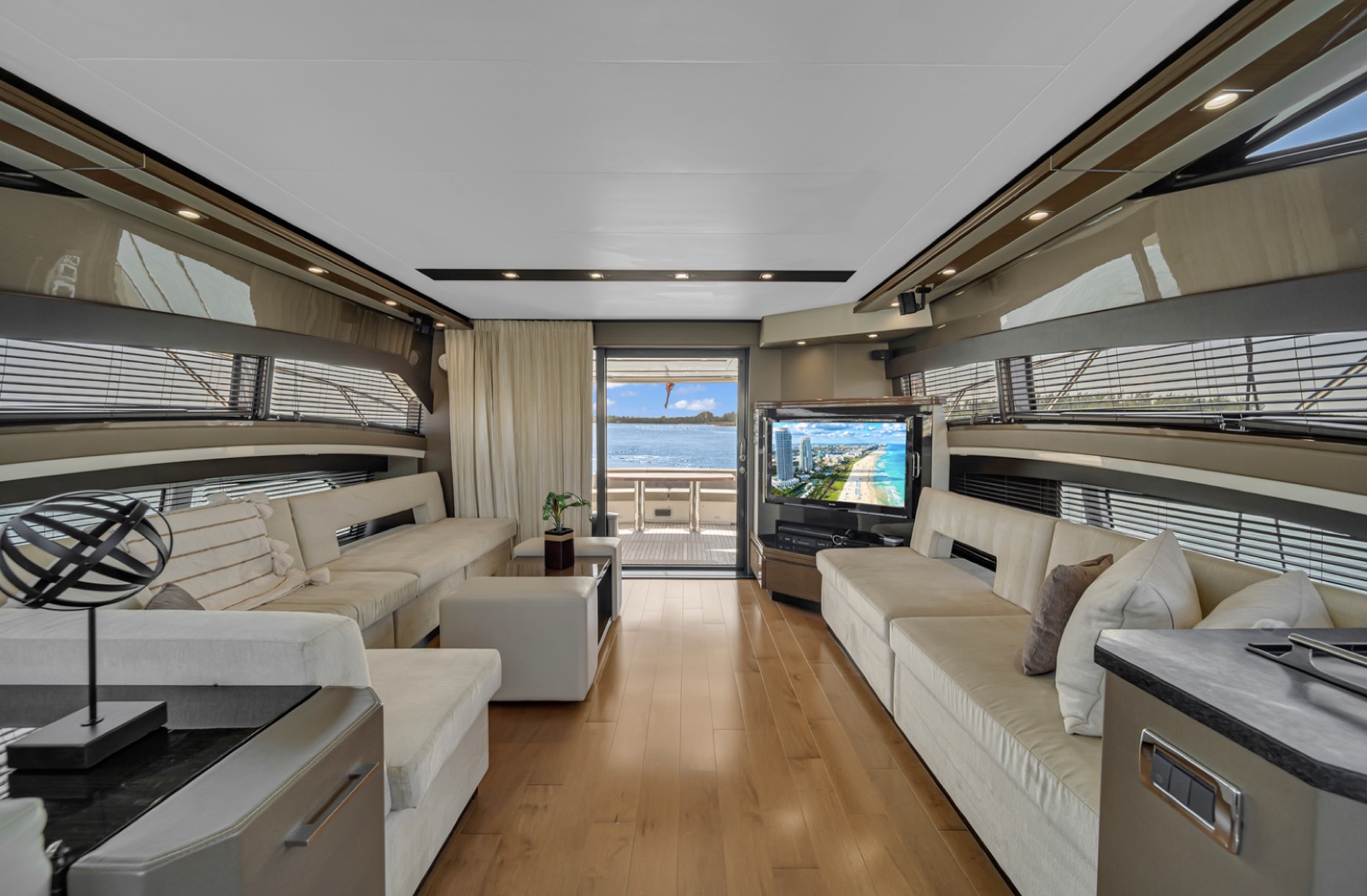 Marquis 66 "Hassle Free", photo 10 of 24
