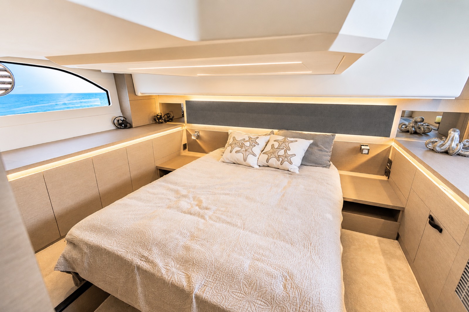 Prestige 45 "Amani", photo 10 of 16