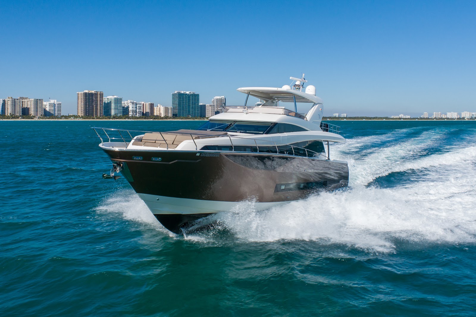 Prestige 75 "The Good Life", photo 2 of 27
