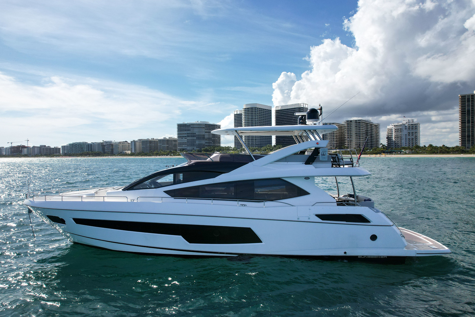 Sunseeker 75 M4, photo 2 of 28